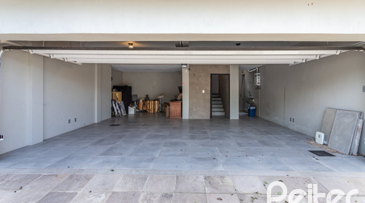  à venda, no bairro  em 