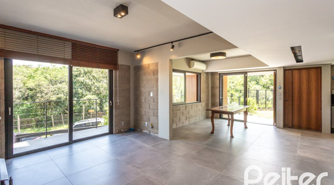  à venda, no bairro  em 