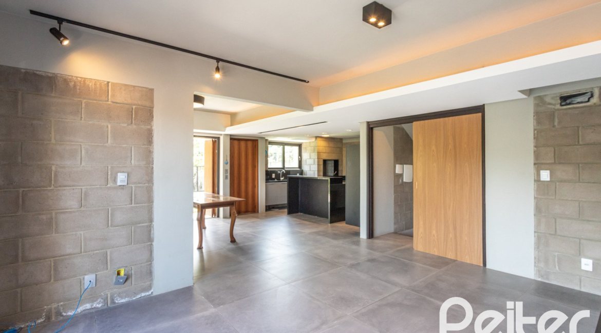  à venda, no bairro  em 