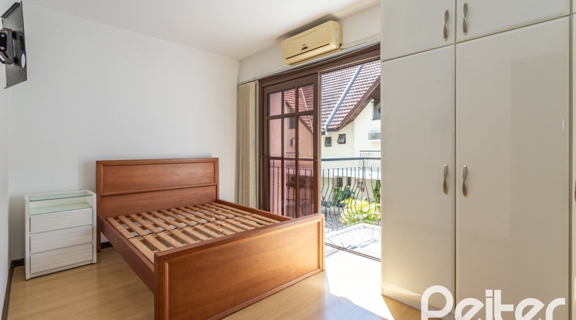  à venda, no bairro  em 