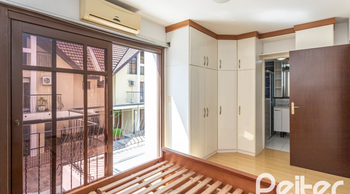  à venda, no bairro  em 