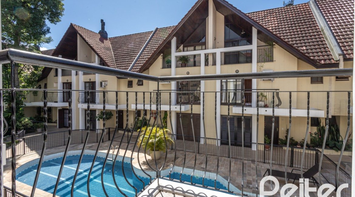  à venda, no bairro  em 