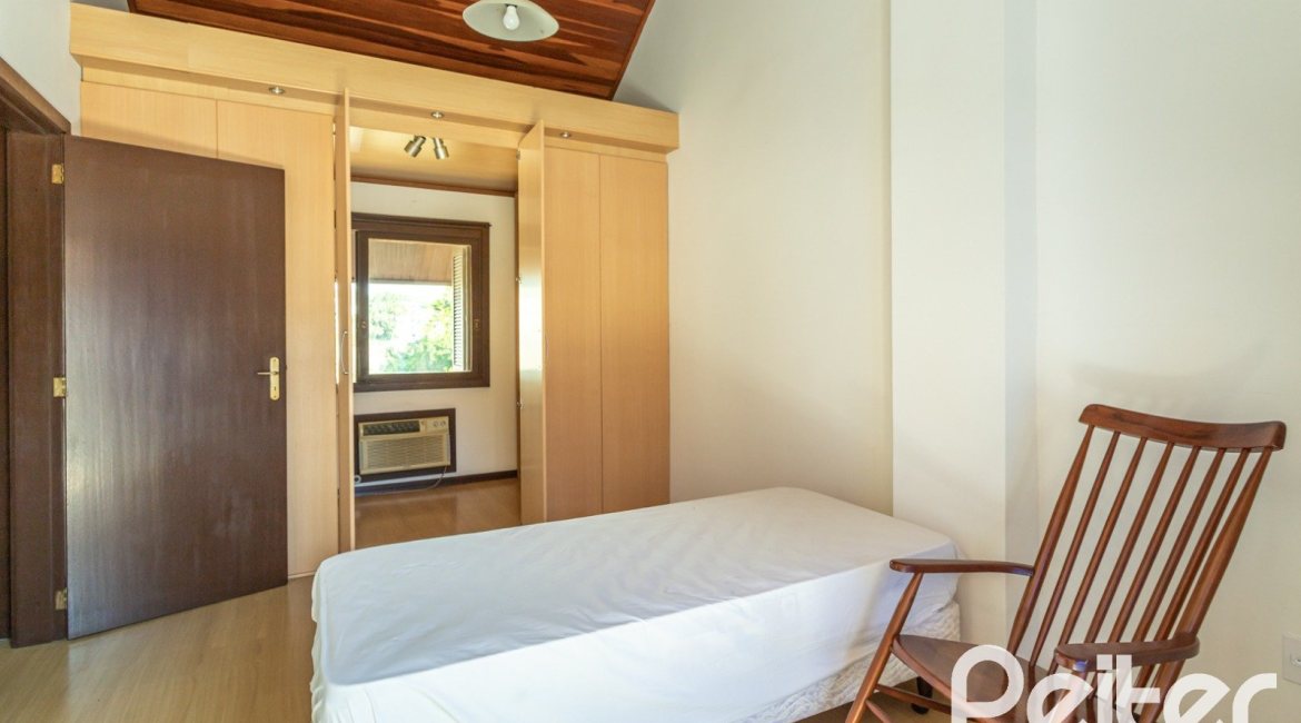  à venda, no bairro  em 