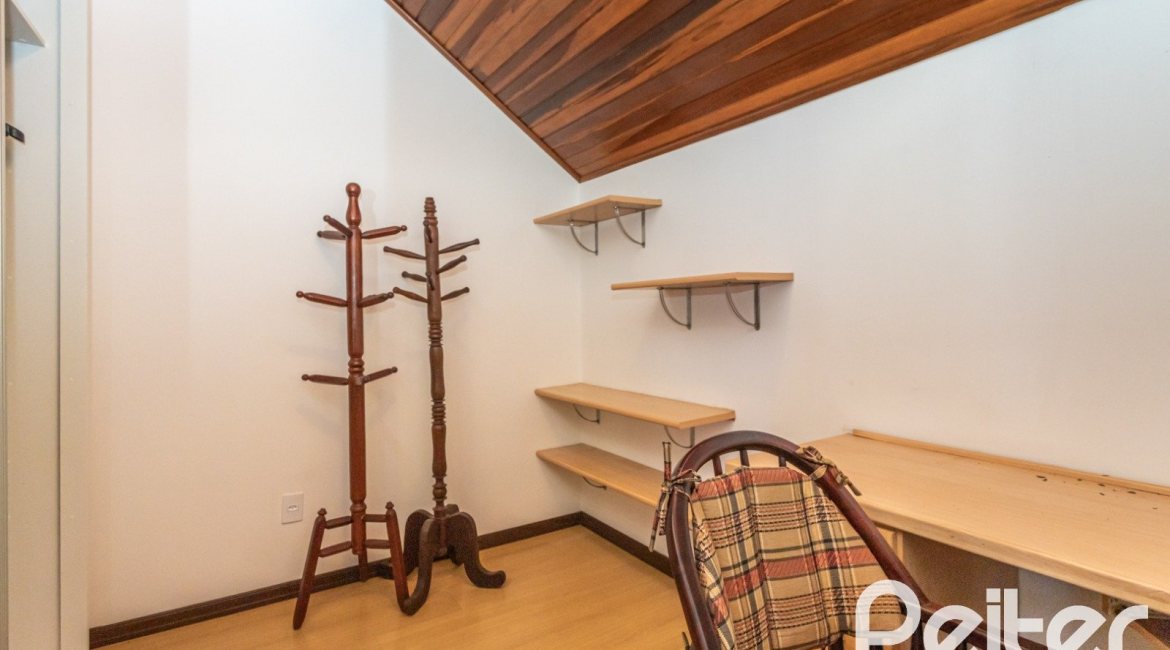  à venda, no bairro  em 