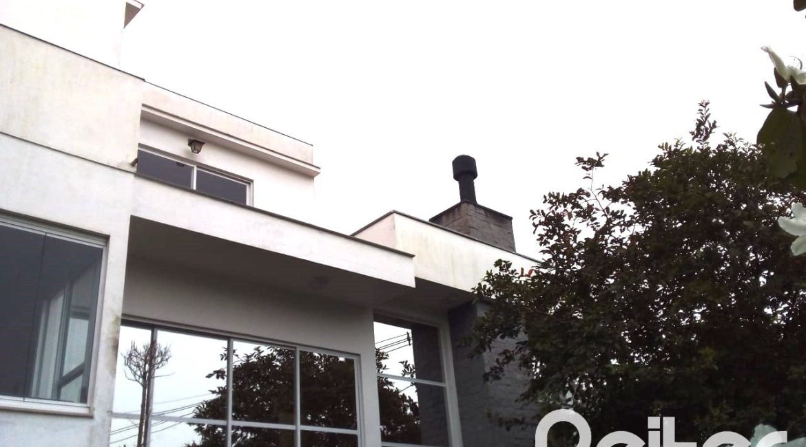 Casa em Condomínio à venda com 150m², 4 dormitórios, 1 suíte, 2 vagas, no bairro Ipanema em PORTO ALEGRE