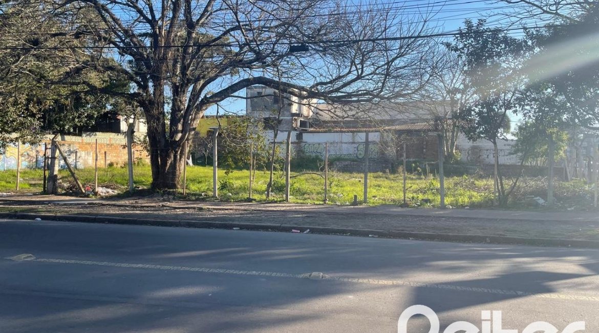 Terreno à venda com 1058m², no bairro Cristal em Porto Alegre