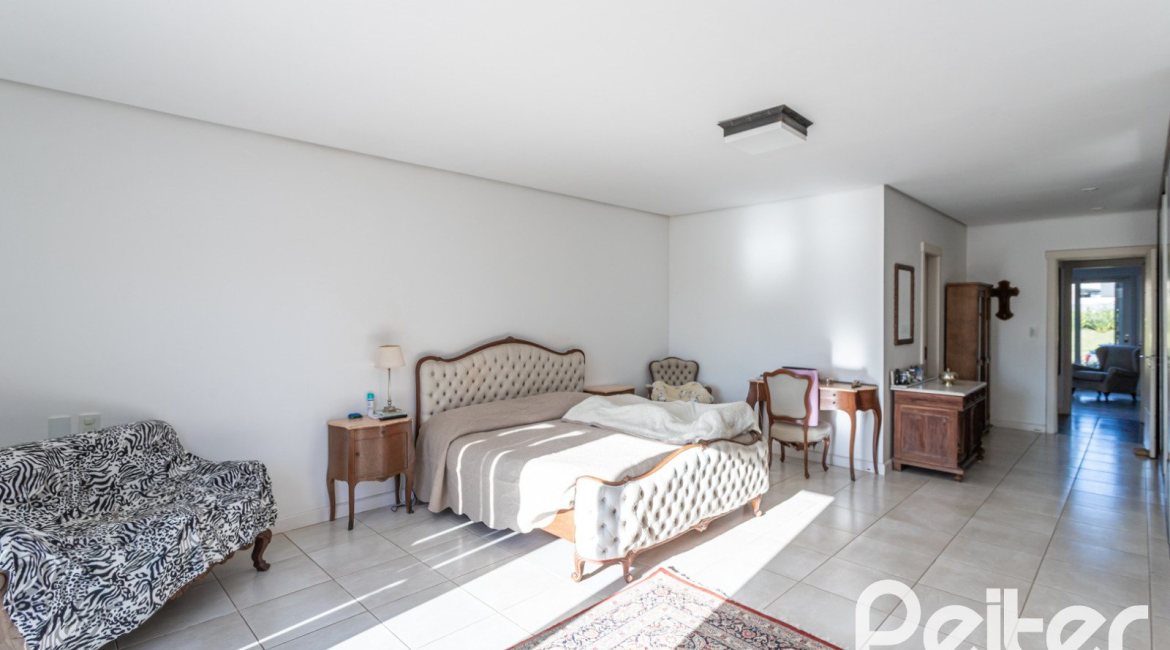 Casa em Condomínio à venda com 276m², 2 dormitórios, 2 suítes, 2 vagas, no bairro Terra Ville em PORTO ALEGRE