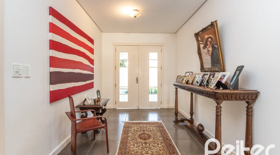 Casa em Condomínio à venda com 276m², 2 dormitórios, 2 suítes, 2 vagas, no bairro Terra Ville em PORTO ALEGRE