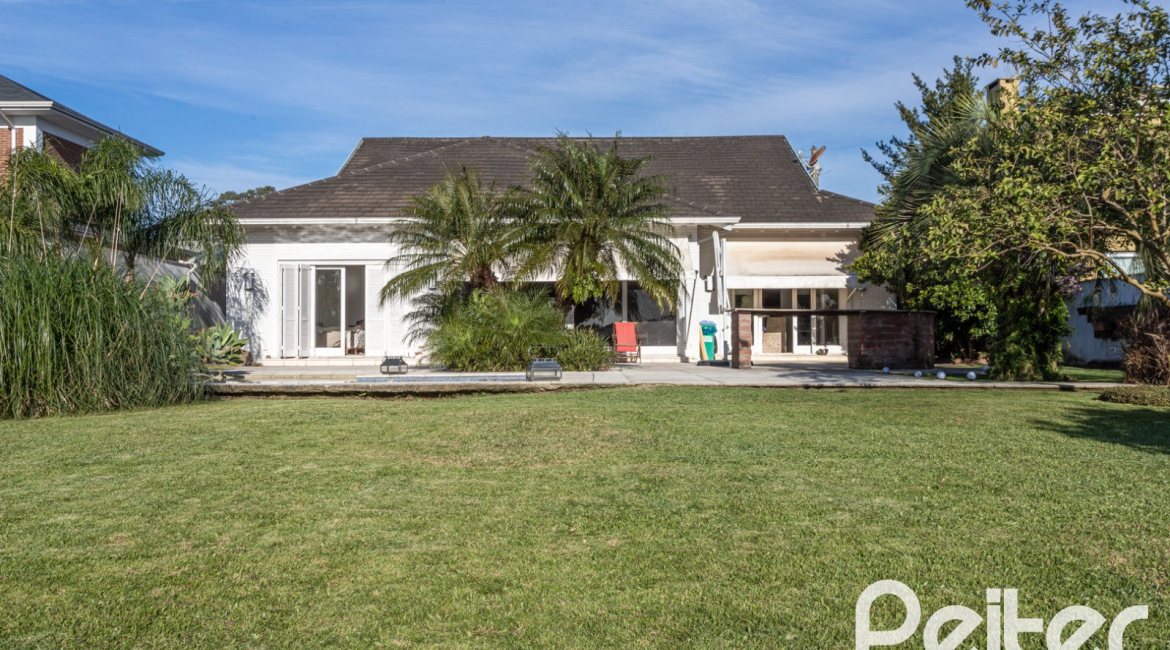 Casa em Condomínio à venda com 276m², 2 dormitórios, 2 suítes, 2 vagas, no bairro Terra Ville em PORTO ALEGRE