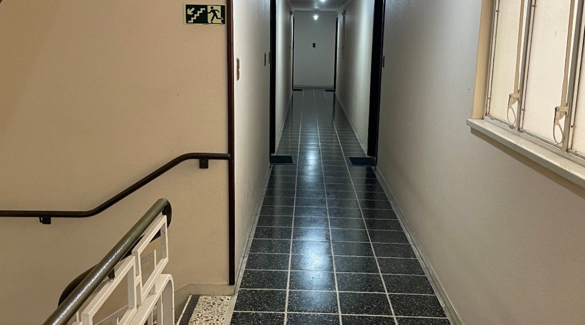 Apartamento à venda com 68m², 2 dormitórios, no bairro Menino Deus em Porto Alegre