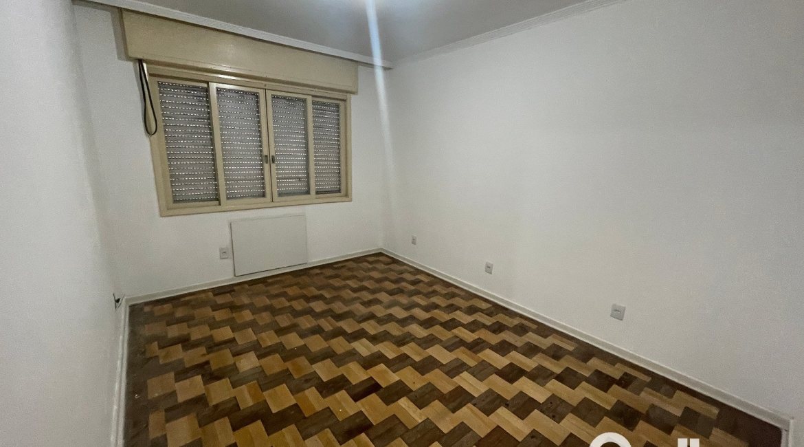 Apartamento à venda com 68m², 2 dormitórios, no bairro Menino Deus em Porto Alegre