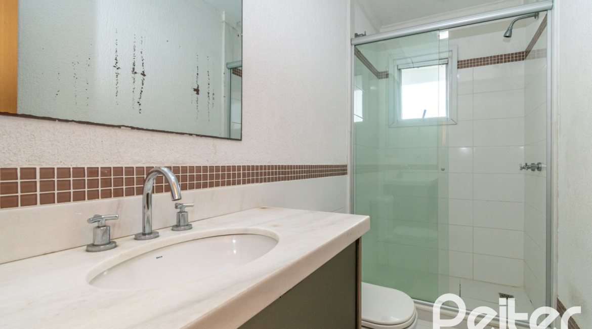 Casa em Condomínio à venda com 333m², 3 dormitórios, 3 suítes, 4 vagas, no bairro Terra Ville em PORTO ALEGRE