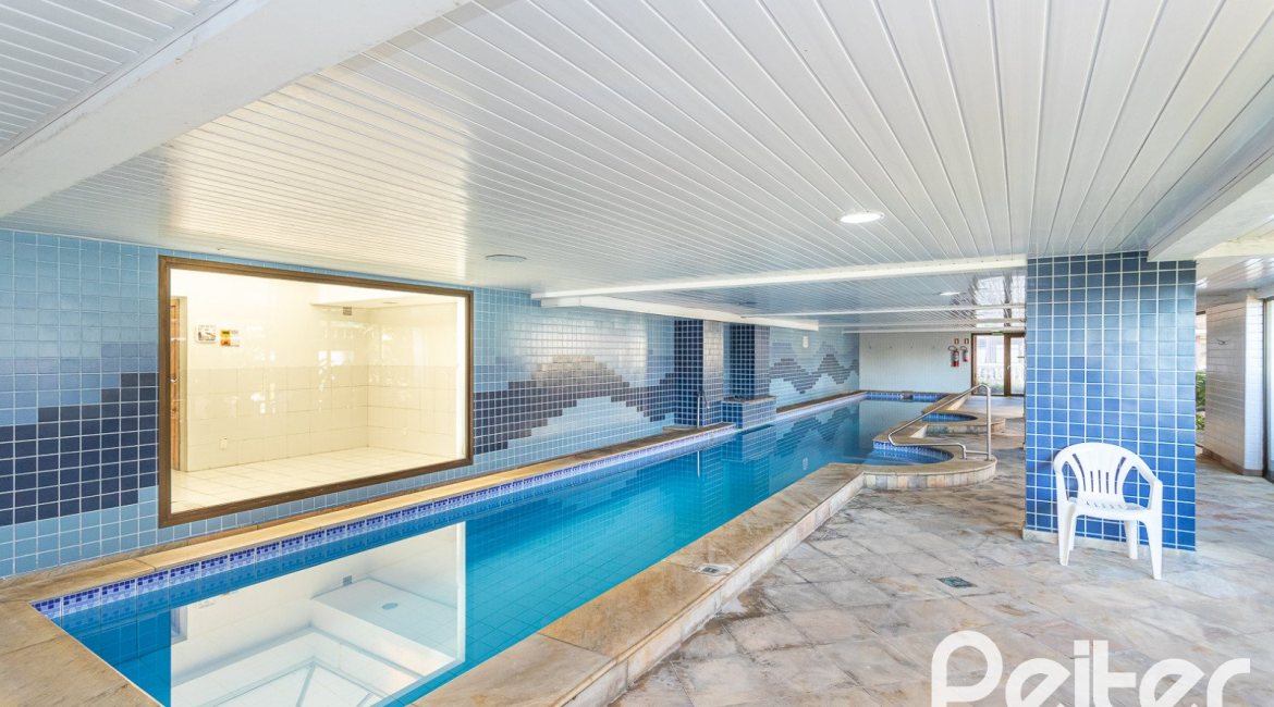 Apartamento à venda com 94m², 3 dormitórios, 1 suíte, 2 vagas, no bairro Tristeza em PORTO ALEGRE