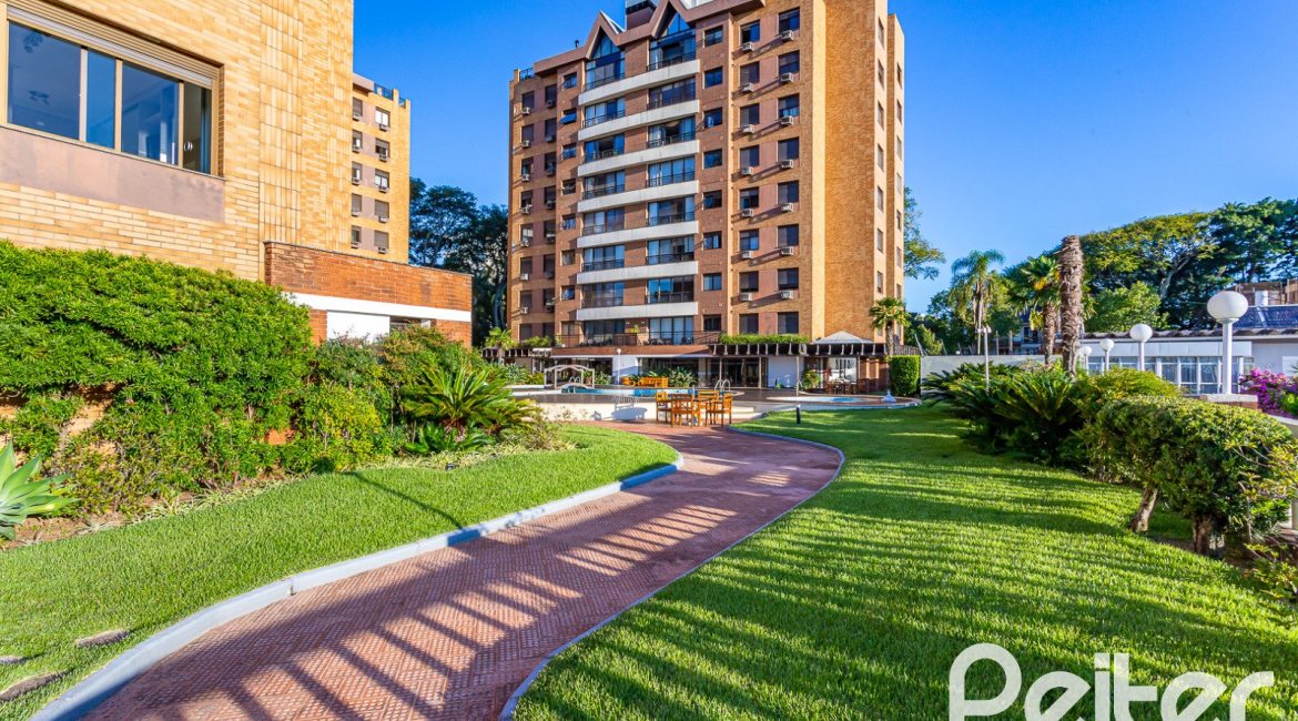 Apartamento à venda com 94m², 3 dormitórios, 1 suíte, 2 vagas, no bairro Tristeza em PORTO ALEGRE