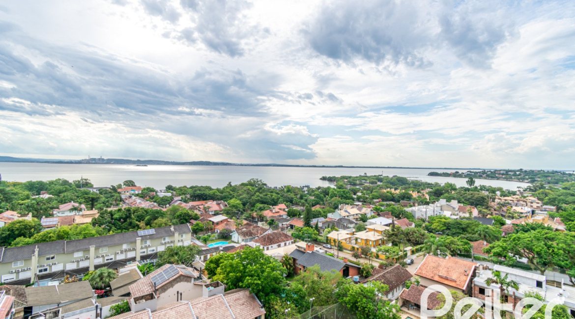 Cobertura à venda com 175m², 3 dormitórios, 1 suíte, 3 vagas, no bairro Tristeza em Porto Alegre