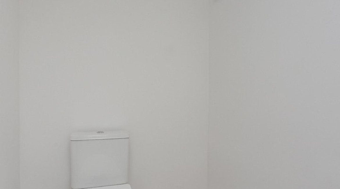 Casa à venda com 321m², 3 dormitórios, 3 suítes, 2 vagas, no bairro Vila Assunção em Porto Alegre