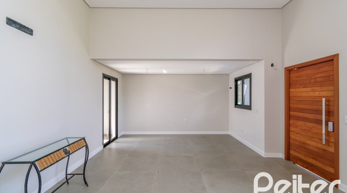 Casa em Condomínio à venda com 93m², 3 dormitórios, 1 suíte, 2 vagas, no bairro Hípica em Porto Alegre