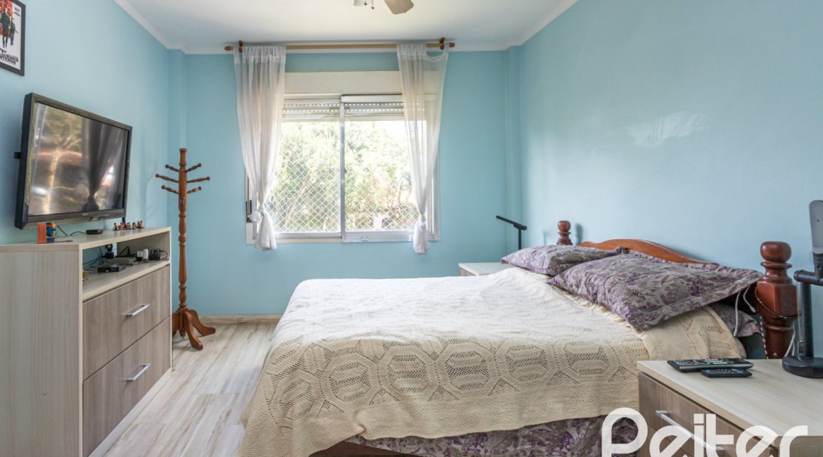 Apartamento à venda com 79m², 3 dormitórios, no bairro Cristal em Porto Alegre