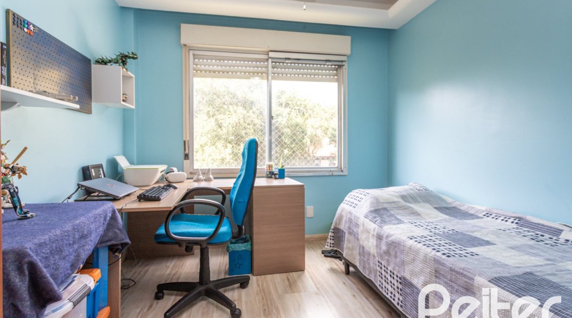 Apartamento à venda com 79m², 3 dormitórios, no bairro Cristal em Porto Alegre