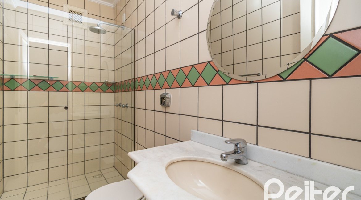 Casa em Condomínio à venda com 192m², 3 dormitórios, 2 suítes, 2 vagas, no bairro Jardim Isabel em Porto Alegre