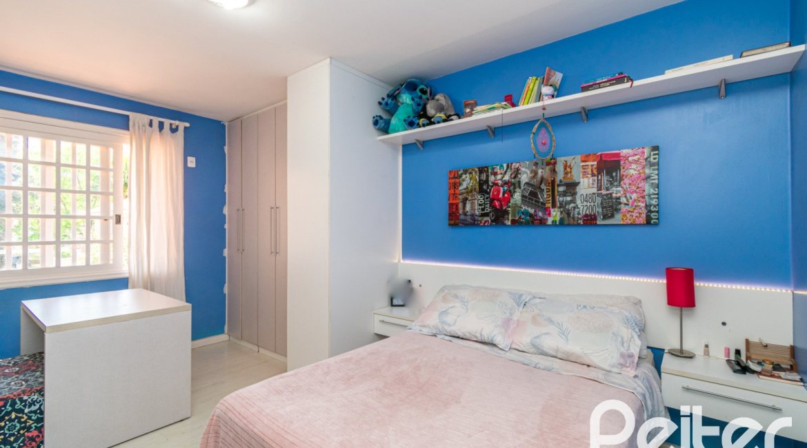 Casa em Condomínio à venda com 192m², 3 dormitórios, 2 suítes, 2 vagas, no bairro Jardim Isabel em Porto Alegre