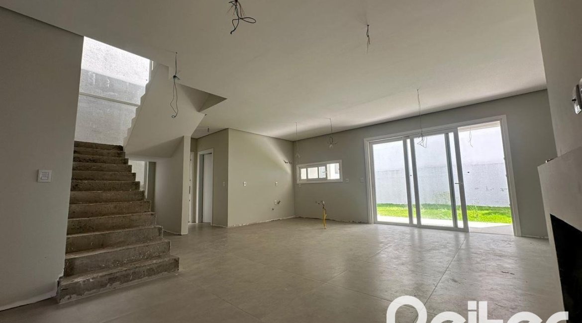 Casa em Condomínio à venda com 266m², 3 dormitórios, 3 suítes, 2 vagas, no bairro Hipica em PORTO ALEGRE