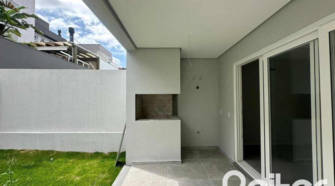 Casa em Condomínio à venda com 266m², 3 dormitórios, 3 suítes, 2 vagas, no bairro Hipica em PORTO ALEGRE