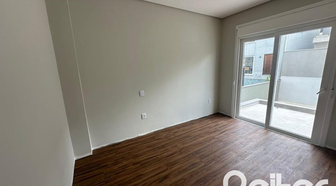 Casa em Condomínio à venda com 266m², 3 dormitórios, 3 suítes, 2 vagas, no bairro Hipica em PORTO ALEGRE