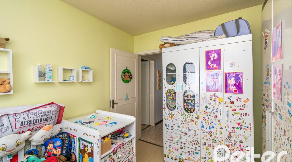 Apartamento à venda com 68m², 2 dormitórios, no bairro Tristeza em Porto Alegre