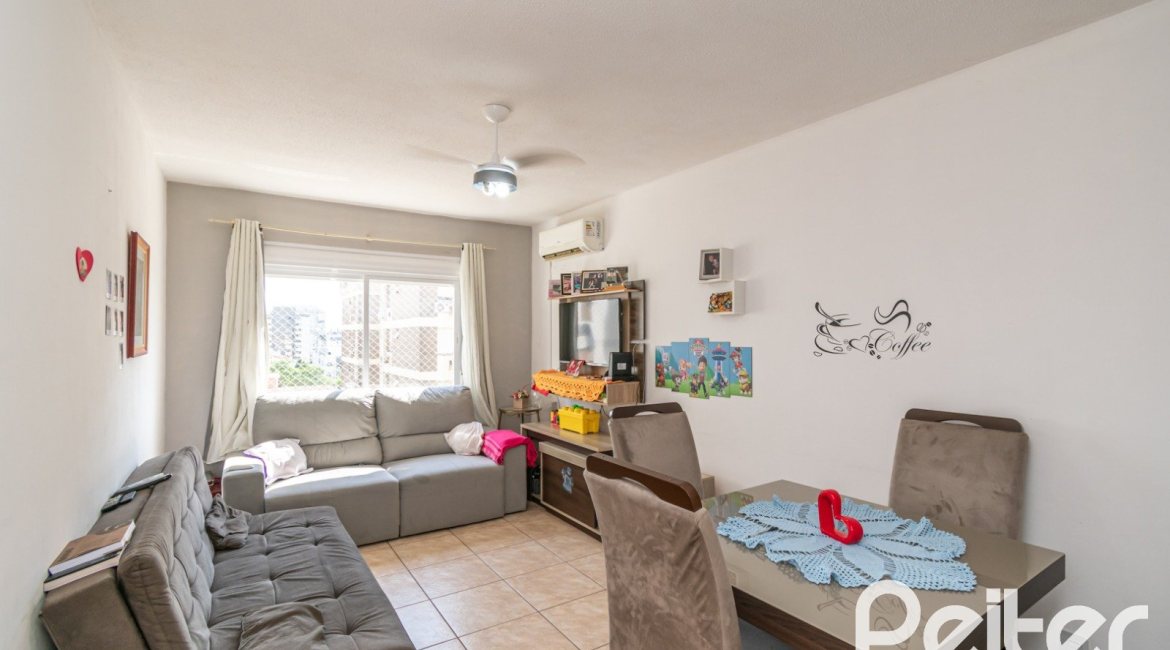 Apartamento à venda com 68m², 2 dormitórios, no bairro Tristeza em Porto Alegre