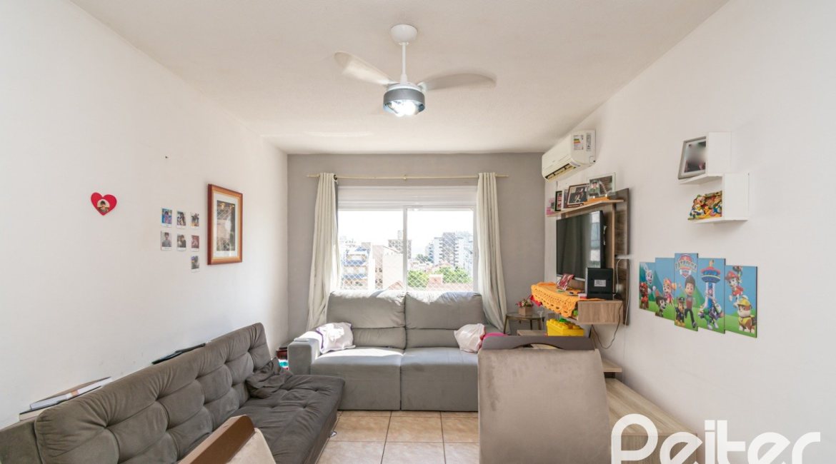 Apartamento à venda com 68m², 2 dormitórios, no bairro Tristeza em Porto Alegre