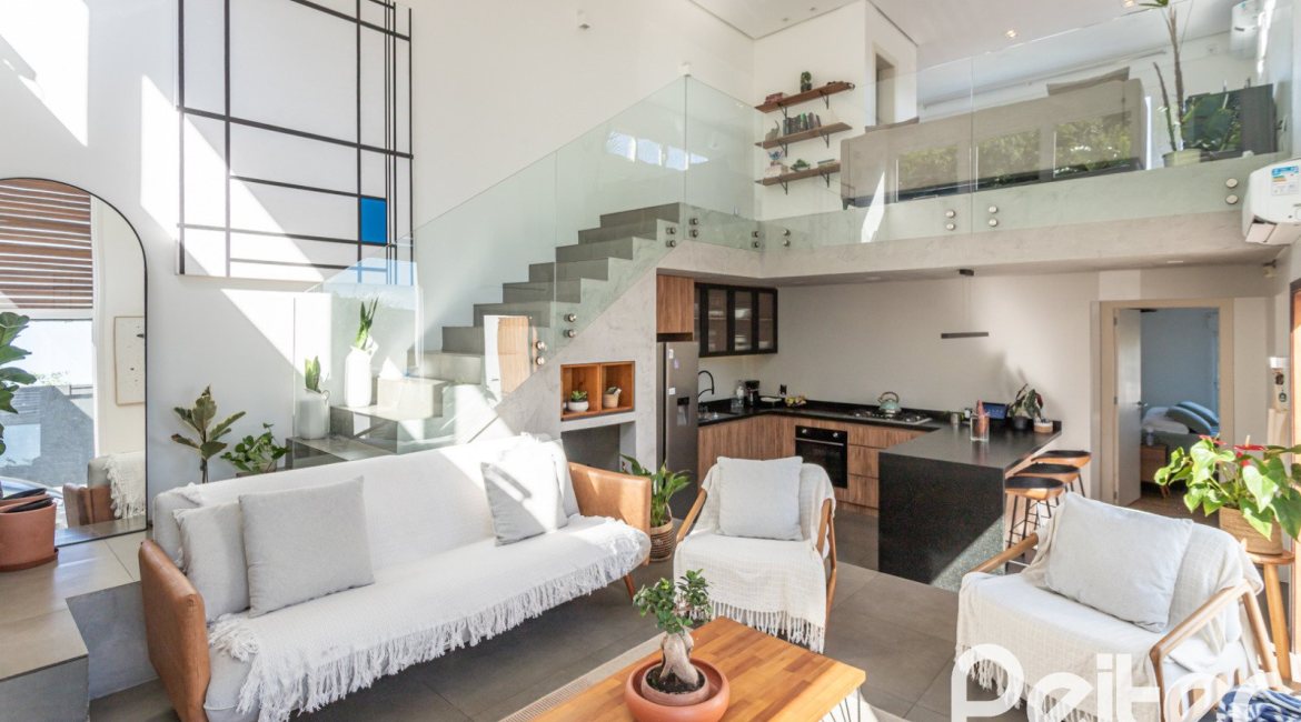 Casa à venda com 164m², 3 dormitórios, 1 suíte, 2 vagas, no bairro Ipanema em Porto Alegre