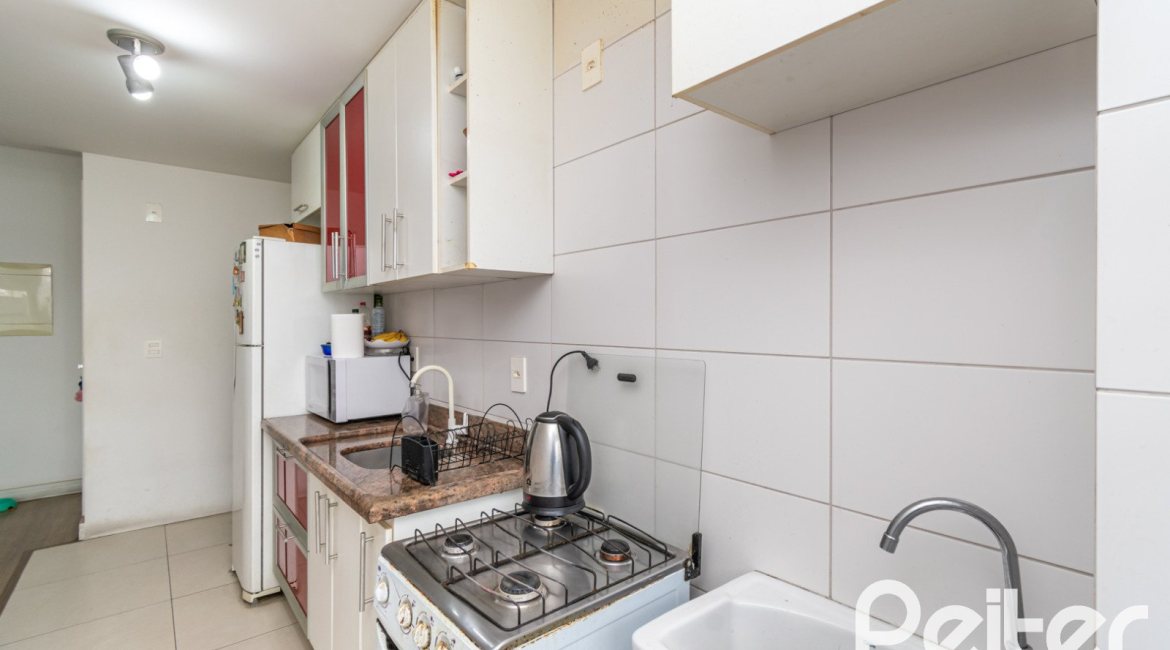 Apartamento à venda com 79m², 3 dormitórios, 1 suíte, 1 vaga, no bairro Cidade Baixa em Porto Alegre