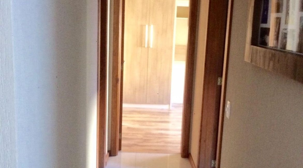 Apartamento à venda com 91m², 2 dormitórios, 1 suíte, 1 vaga, no bairro Menino Deus em Porto Alegre