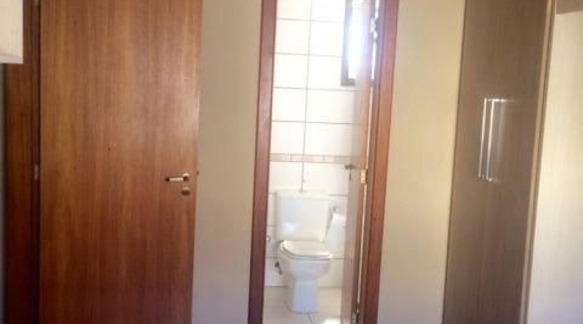 Apartamento à venda com 91m², 2 dormitórios, 1 suíte, 1 vaga, no bairro Menino Deus em Porto Alegre