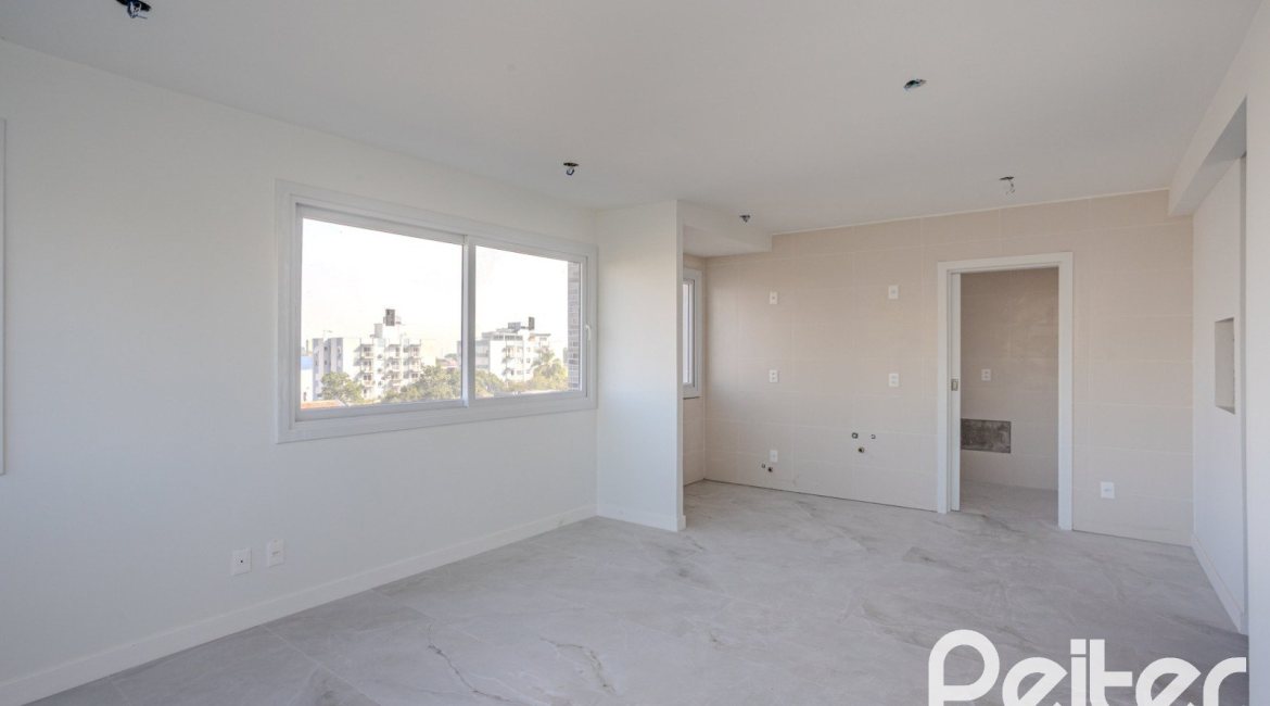 Apartamento à venda com 92m², 3 dormitórios, 1 suíte, 2 vagas, no bairro Tristeza em Porto Alegre
