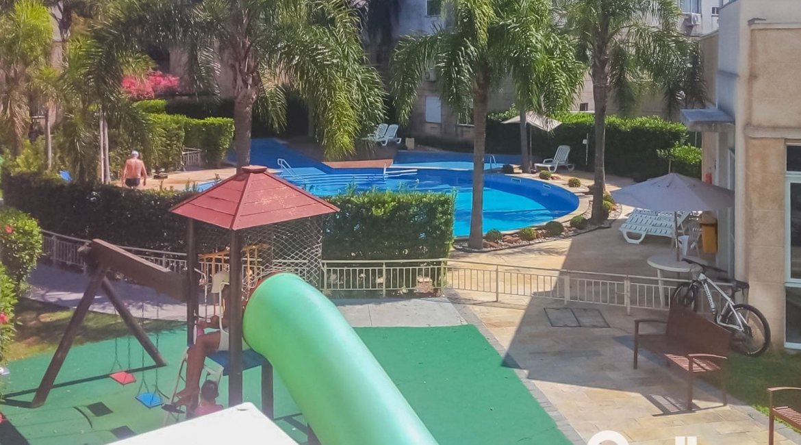 Apartamento à venda com 45m², 2 dormitórios, 1 vaga, no bairro Ipanema em PORTO ALEGRE