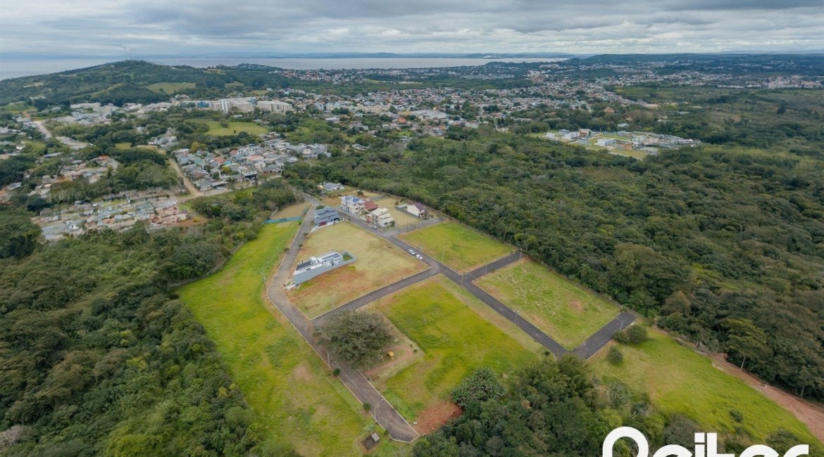 Terreno em condomínio à venda com 229m², no bairro Campo Novo em Porto Alegre