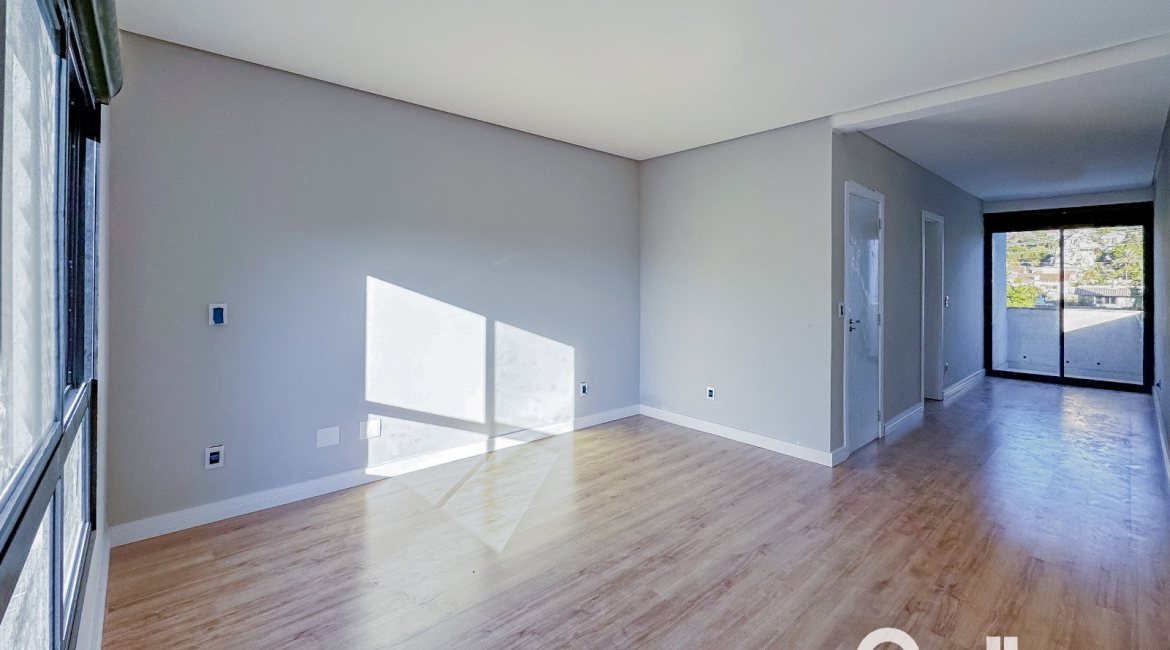 Casa em Condomínio à venda com 125m², 3 dormitórios, 3 suítes, 2 vagas, no bairro Tristeza em Porto Alegre