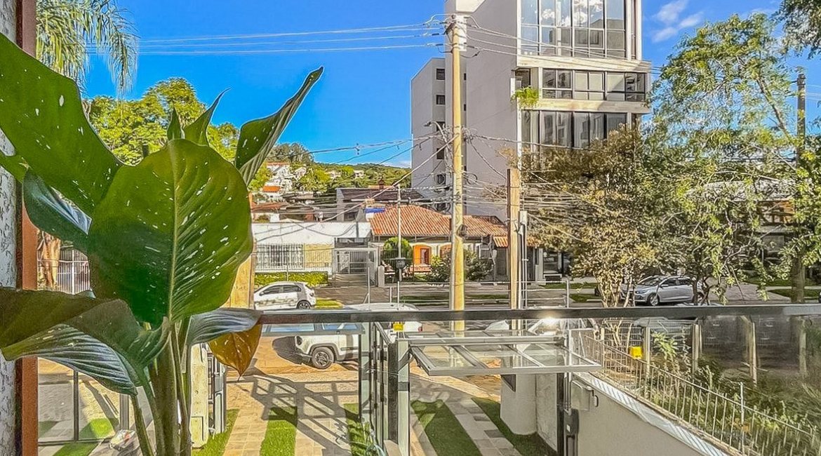 Casa em Condomínio à venda com 125m², 3 dormitórios, 3 suítes, 2 vagas, no bairro Tristeza em Porto Alegre