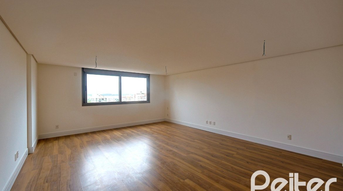 Apartamento à venda com 216m², 3 dormitórios, 3 suítes, 3 vagas, no bairro Tristeza em PORTO ALEGRE
