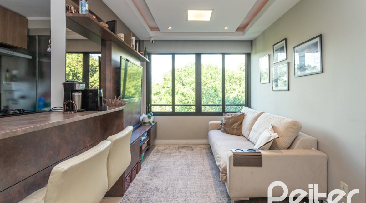 Apartamento à venda com 55m², 2 dormitórios, 1 suíte, 1 vaga, no bairro Tristeza em PORTO ALEGRE