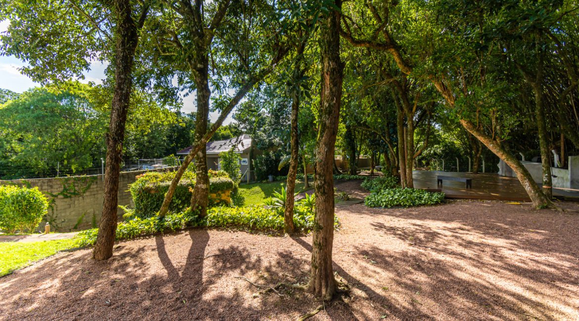 Terreno em condomínio à venda, no bairro Vila Nova em Porto Alegre