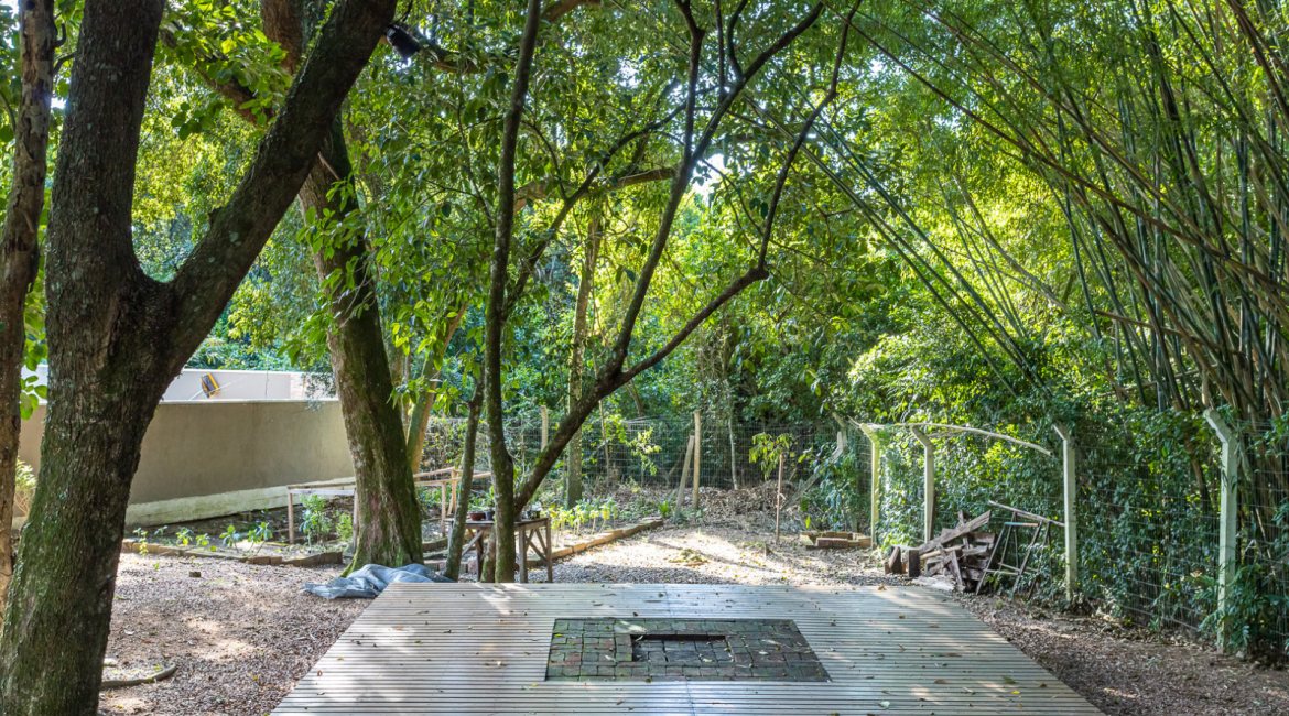 Terreno em condomínio à venda, no bairro Vila Nova em Porto Alegre