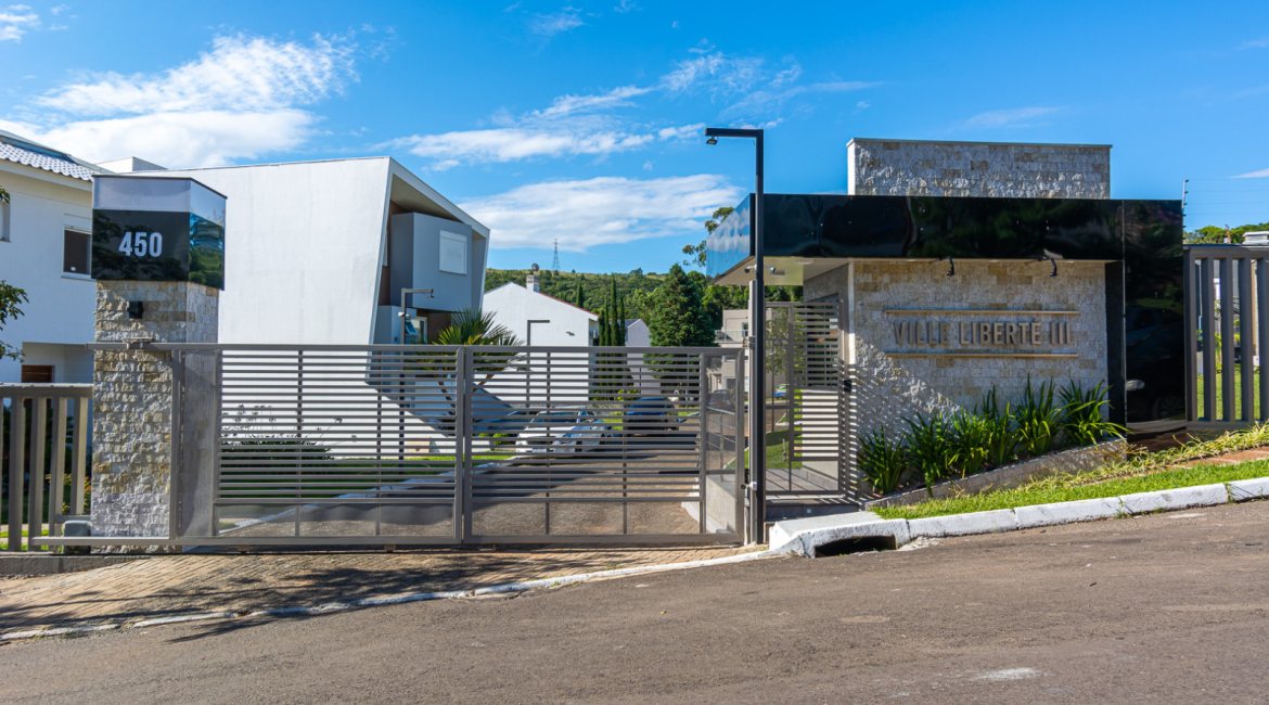 Terreno em condomínio à venda, no bairro Vila Nova em Porto Alegre