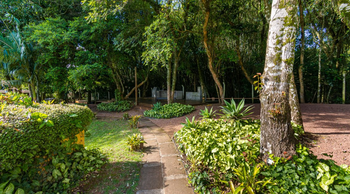 Terreno em condomínio à venda, no bairro Vila Nova em Porto Alegre