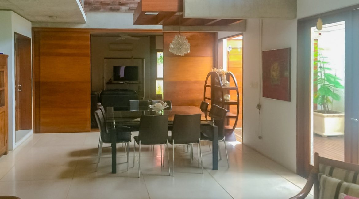 Casa em Condomínio à venda com 435m², 4 dormitórios, 3 suítes, 4 vagas, no bairro Terra Ville em PORTO ALEGRE