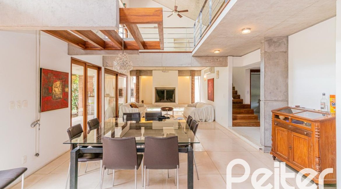 Casa em Condomínio à venda com 435m², 4 dormitórios, 3 suítes, 4 vagas, no bairro Terra Ville em PORTO ALEGRE