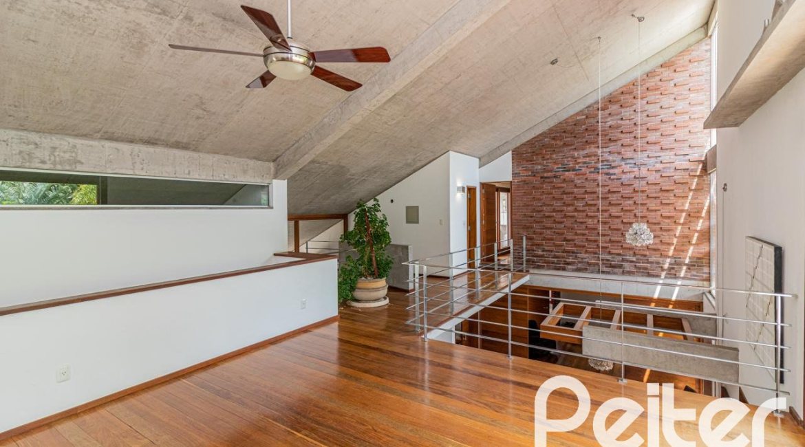 Casa em Condomínio à venda com 435m², 4 dormitórios, 3 suítes, 4 vagas, no bairro Terra Ville em PORTO ALEGRE