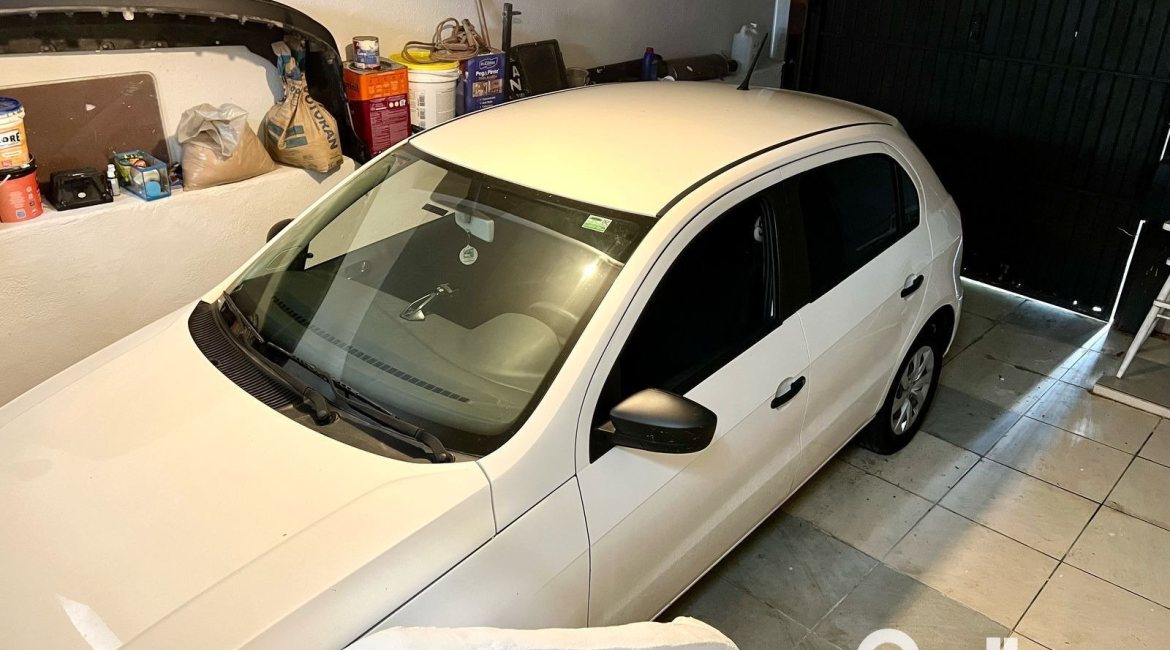 Casa à venda com 285m², 3 dormitórios, 2 vagas, no bairro Nonoai em Porto Alegre